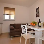 Apartment Batarilo *