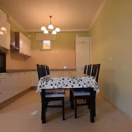 Batarilo Биоград-на-Мору