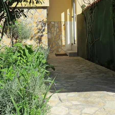 Apartment Batarilo *