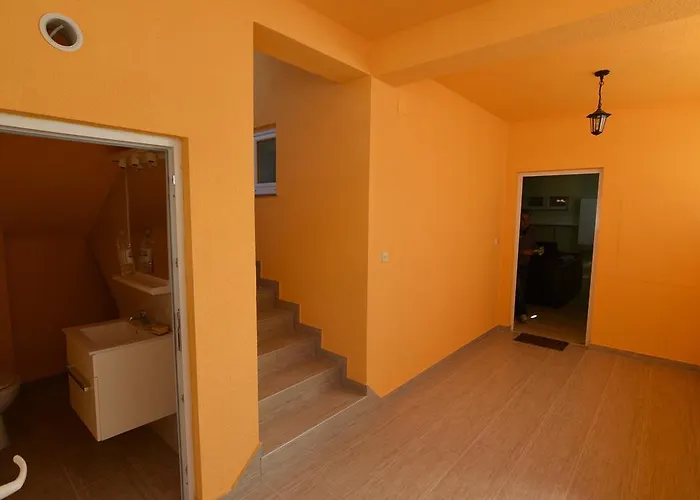 Batarilo ביוגראד נה מורו